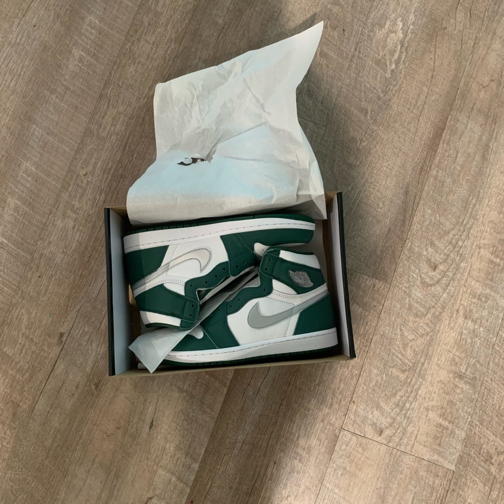 Jordan 1 gorge green